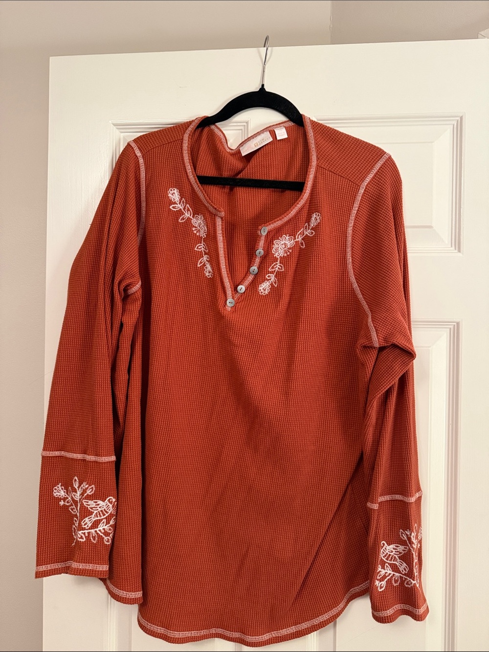 Belle Rust Waffle-Knit Long-Sleeve Henley with White Floral Embroidery